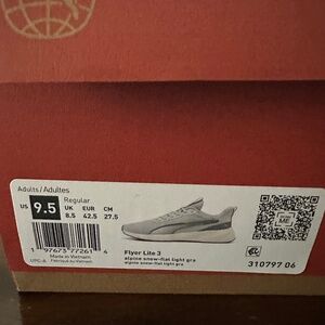 PUMA Flyer Light 3 (9.5)